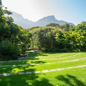 Hotel Vineyard, Città del Capo