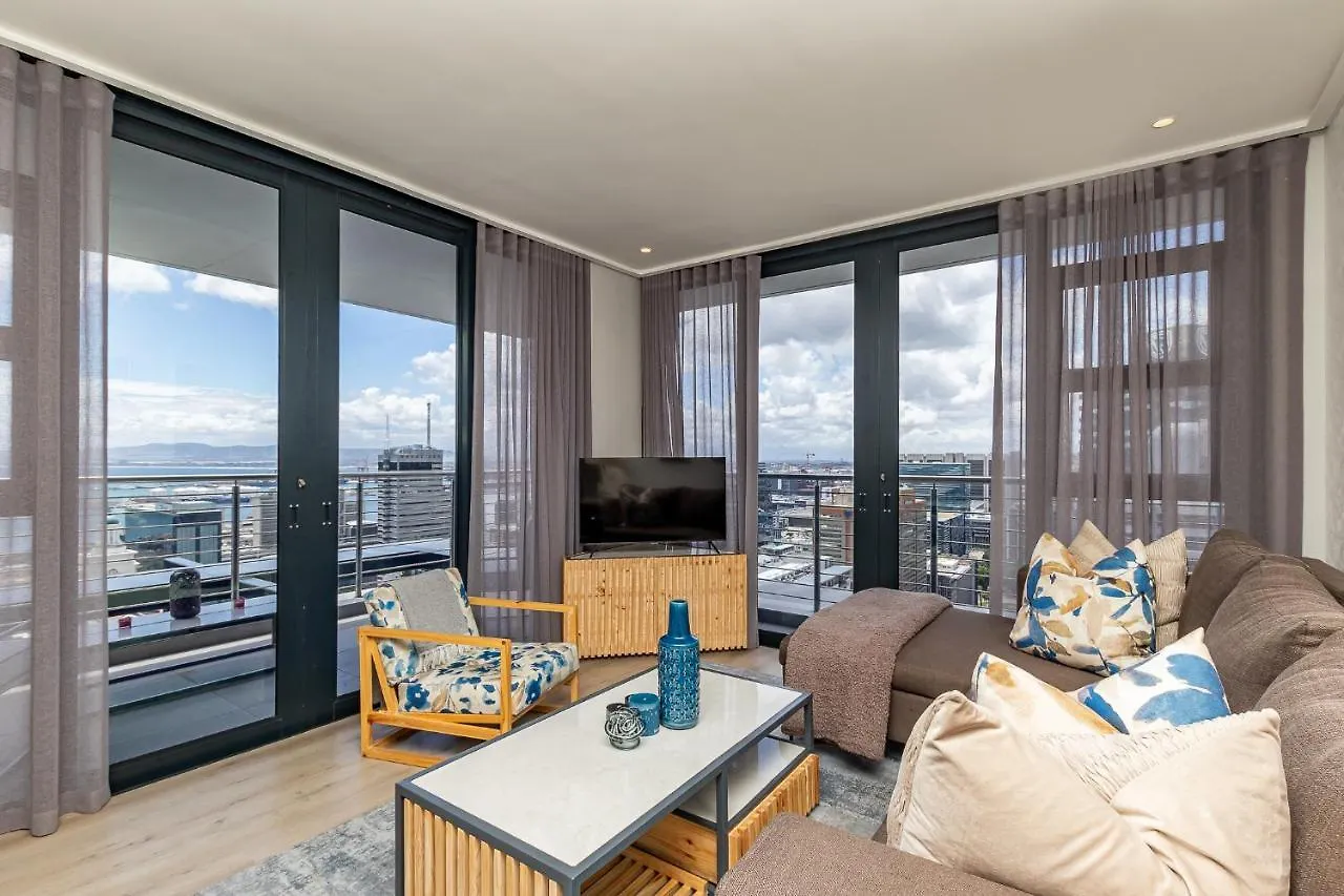 Spacious Apartment At 16 On Bree With Great Views Cape Town