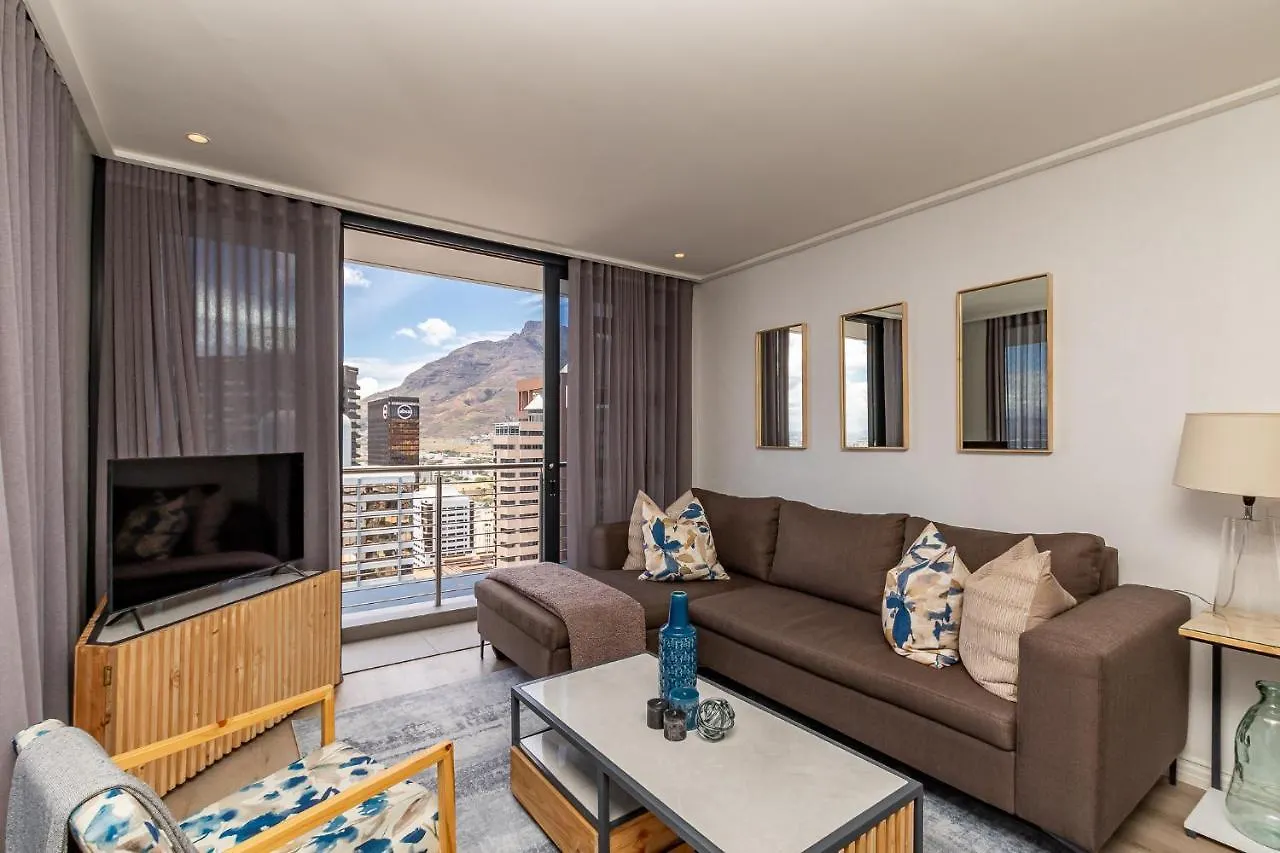 Spacious Apartment At 16 On Bree With Great Views Cape Town