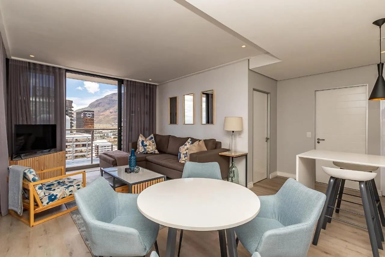 Spacious Apartment At 16 On Bree With Great Views Cape Town