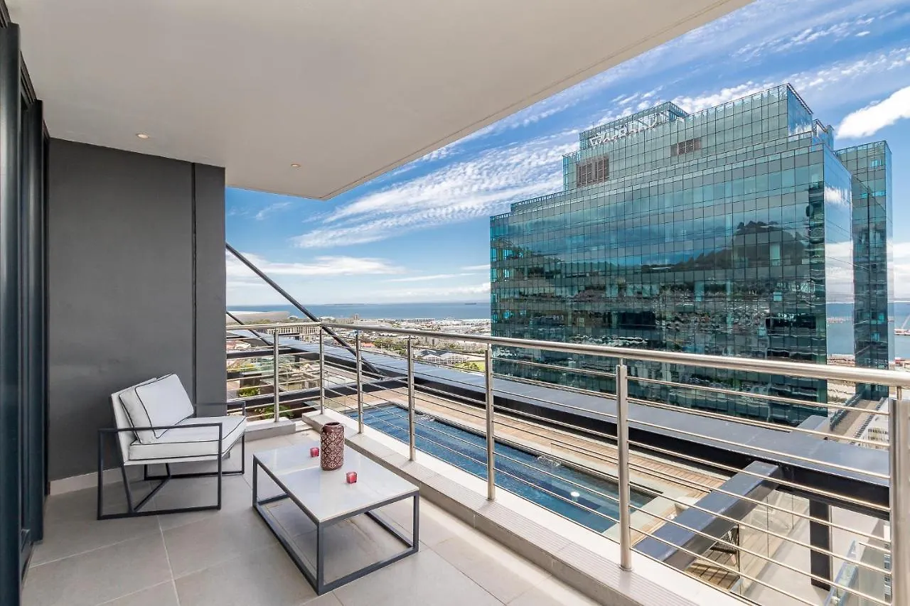 Spacious Apartment At 16 On Bree With Great Views Cape Town