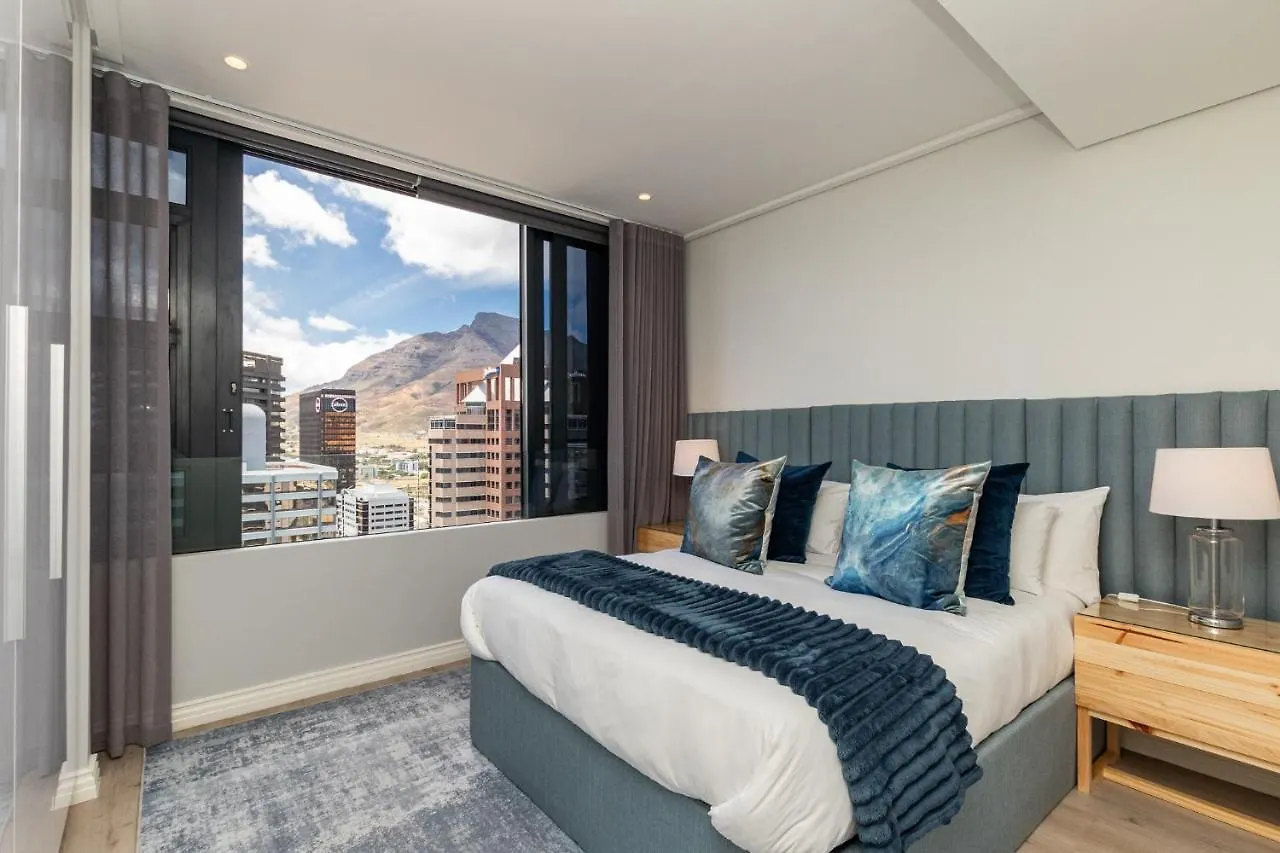 Spacious Apartment At 16 On Bree With Great Views Cape Town